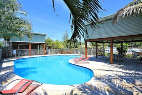 Woodgate Beach Houses - Accommodation Port Macquarie 0