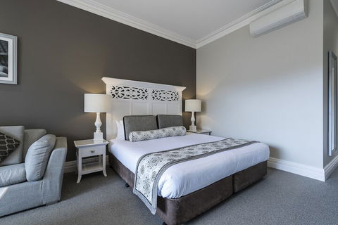 Grand Mercure Basildene Manor - Accommodation QLD 2