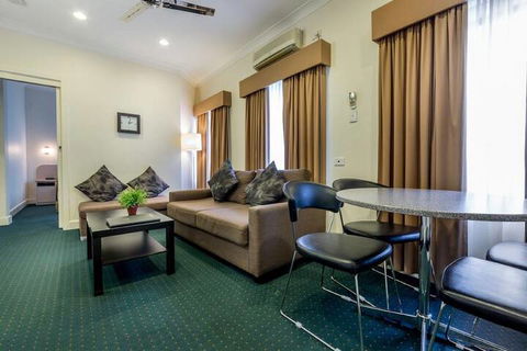 Melbourne's Princes Park Motor Inn - Accommodation Fremantle 2