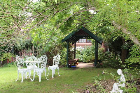 Storey Grange - Accommodation Yamba 4