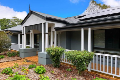 Clouds Mapleton - Yamba Accommodation 3
