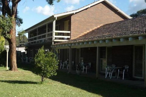 Glades Motor Inn - Accommodation Yamba 3