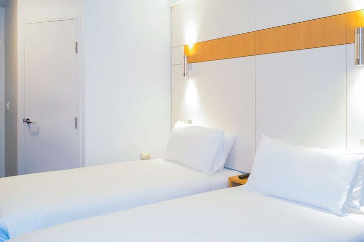 Ibis Budget Gosford - thumb 5