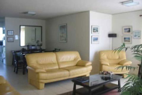 Estoril On Moffat - Accommodation Nelson Bay 7