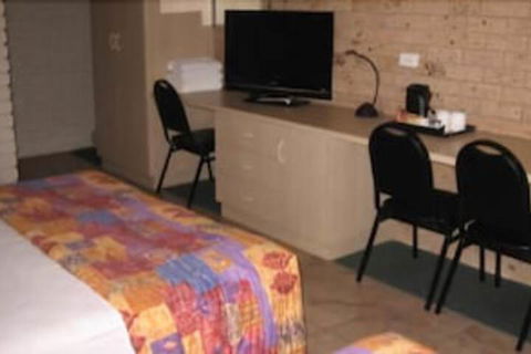 Castle Motor Lodge - Accommodation Newcastle 6