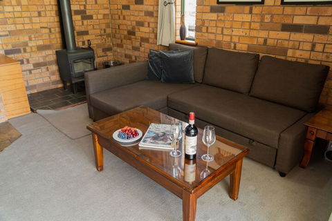 Blickinstal Barossa Valley Retreat - Kingaroy Accommodation 6
