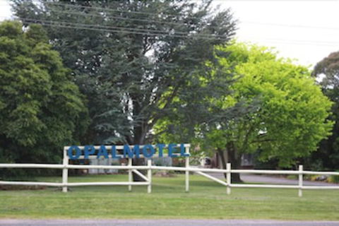 Opal Motel Leongatha - Accommodation Ballina 1
