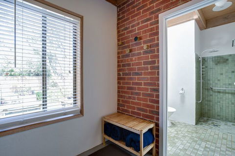 Sorrento Beach House - Casino Accommodation 5