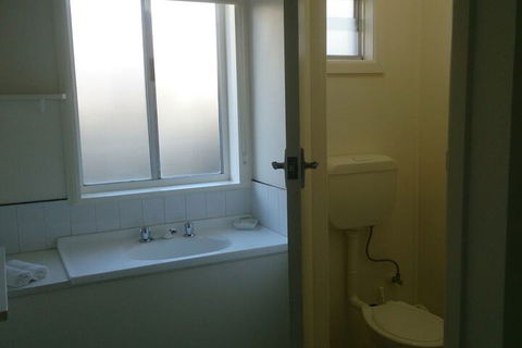Phillip Island Cottages - Tweed Heads Accommodation 4