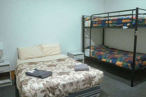 Alishan International Guest House - Wagga Wagga Accommodation 7