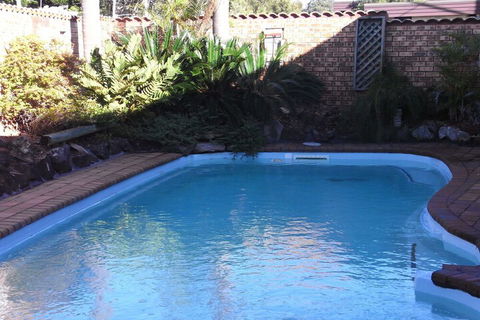 Central Motel Nelson Bay - Accommodation Ballina 3