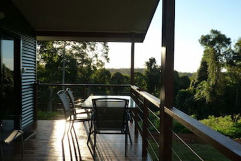 Bellthorpe Stays - Accommodation Redcliffe 0