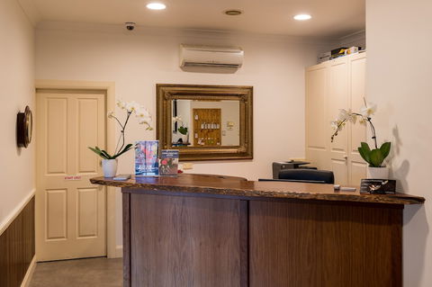 Bowen Inn Motel - Tourism Listing 1