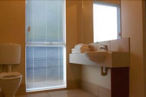 Avocados Accommodation - Victoria Tourism 3