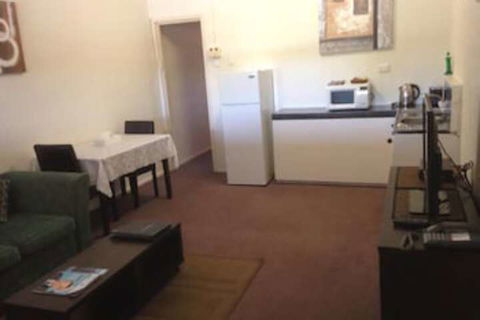 Copper Gate Motel - Accommodation Newcastle 5