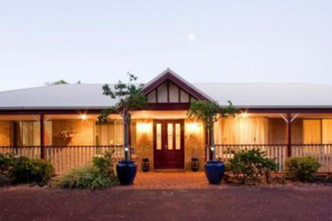 Toby Inlet Bed & Breakfast - Whitsundays Tourism 3