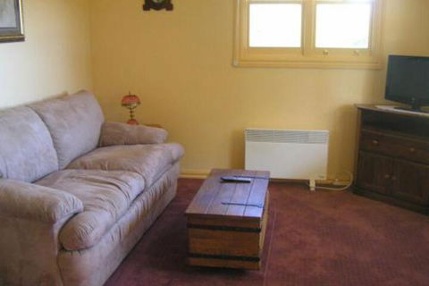 Valleyfield Cottage - WA Accommodation 2
