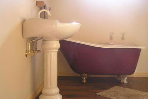 Valleyfield Cottage - WA Accommodation 6