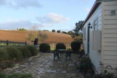 Valleyfield Cottage - WA Accommodation 0