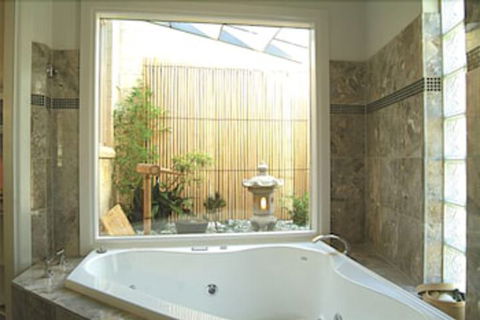 The Gatehouse At Villa Raedward - Kawana Tourism 4