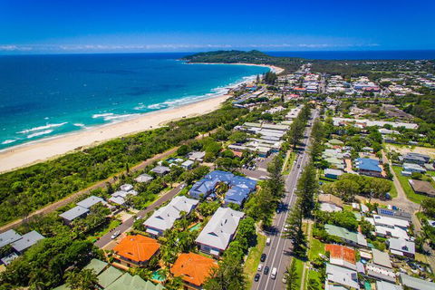 Beaches Apartments Byron Bay - Cruises Travel 1