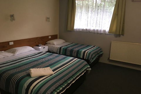 Camperdown Cascade Motel - Wagga Wagga Accommodation 1