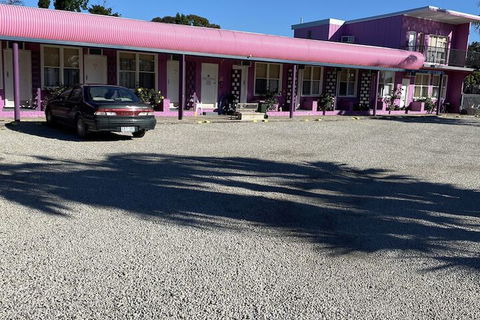 Paddle Steamer Motel - Accommodation Mount Tamborine 2
