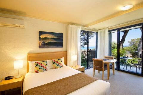 Chatby Lane Lorne - Yamba Accommodation 5