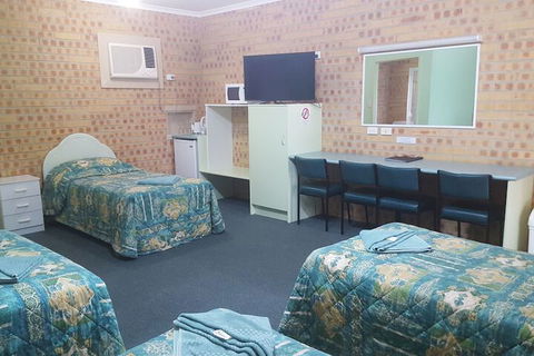 Tiaro Motor Inn - Northern Rivers Accommodation 2