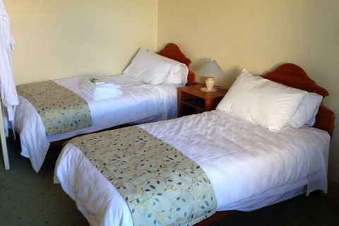 Acacia Bed & Breakfast - Accommodation Sunshine Coast 1