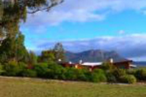 Meringa Springs - Brisbane Tourism 0
