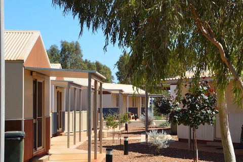 Karratha Village - Holiday Sydney 1