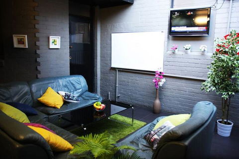 OziHouse Collingwood - Hostel - Cruises Travel 7