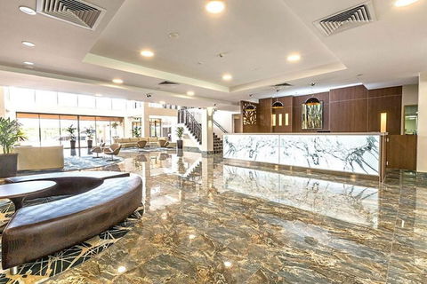 Ramada By Wyndham Hope Harbour - Victoria Tourism 3