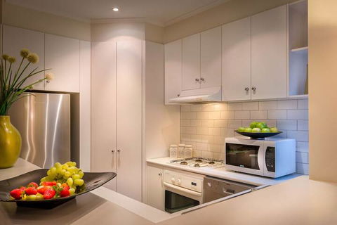 Birches Townhouse - Accommodation Find 2