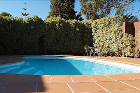 Nunawading Motor Inn - Accommodation NSW 4