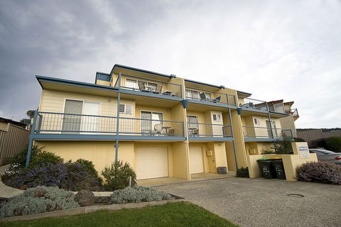 Lorne Ocean Sun Apartments - Yamba Accommodation 6