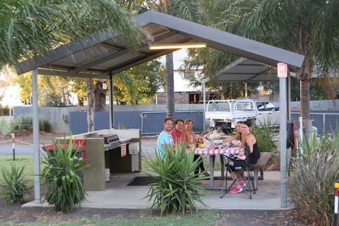 Narrabri Motel And Caravan Park - Casino Accommodation 7