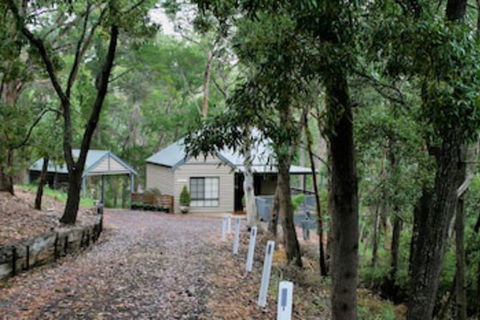 Tangenong Cottages - Yamba Accommodation 0