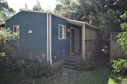 Jervis Bay Cabins & Hidden Creek Campsite - Victoria Tourism 3