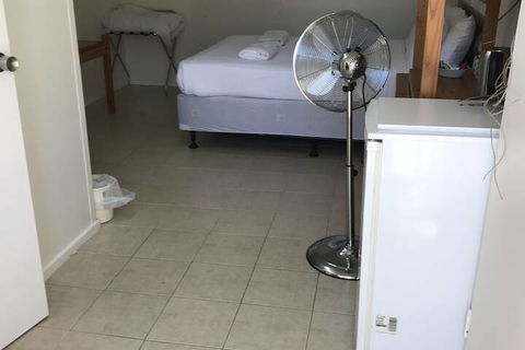 Bananatown Motel - Townsville Tourism 4
