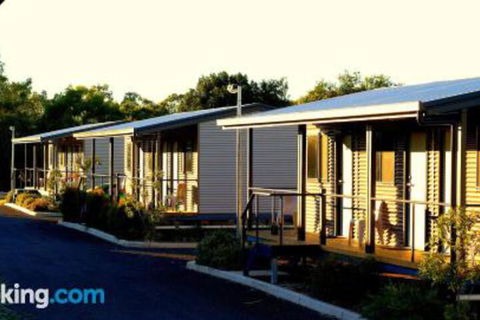 Pritchard Road Country Resort - Victoria Tourism 0