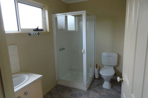 High View Family Cottages - Accommodation Newcastle 1