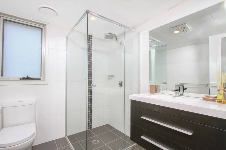Accommodate Canberra - Braddon 33 - thumb 3
