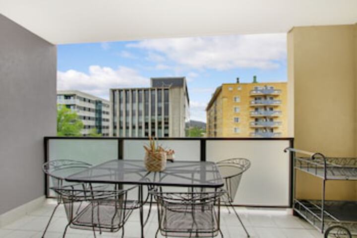 Accommodate Canberra - Braddon 33 - thumb 0