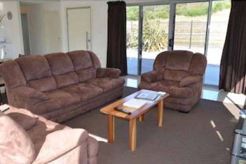 170 Hazards View Unit 1 - Accommodation QLD 1