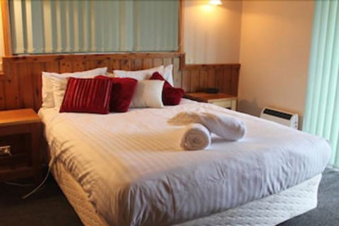 Freycinet Cottage 2 - Hobart Tourism 2