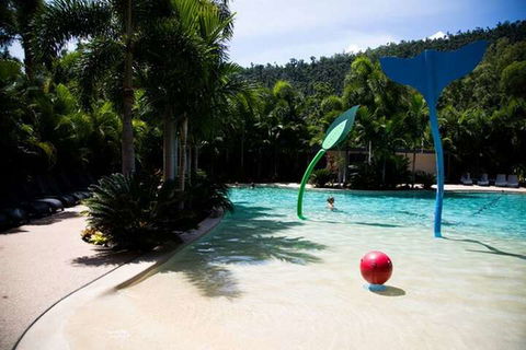 NRMA Airlie Beach Holiday Park - Lightning Ridge Tourism 3