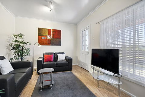 Short Stays Gippsland - Northern Rivers Accommodation 3