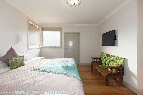 Aurora Manor Rooms - Accommodation Newcastle 7